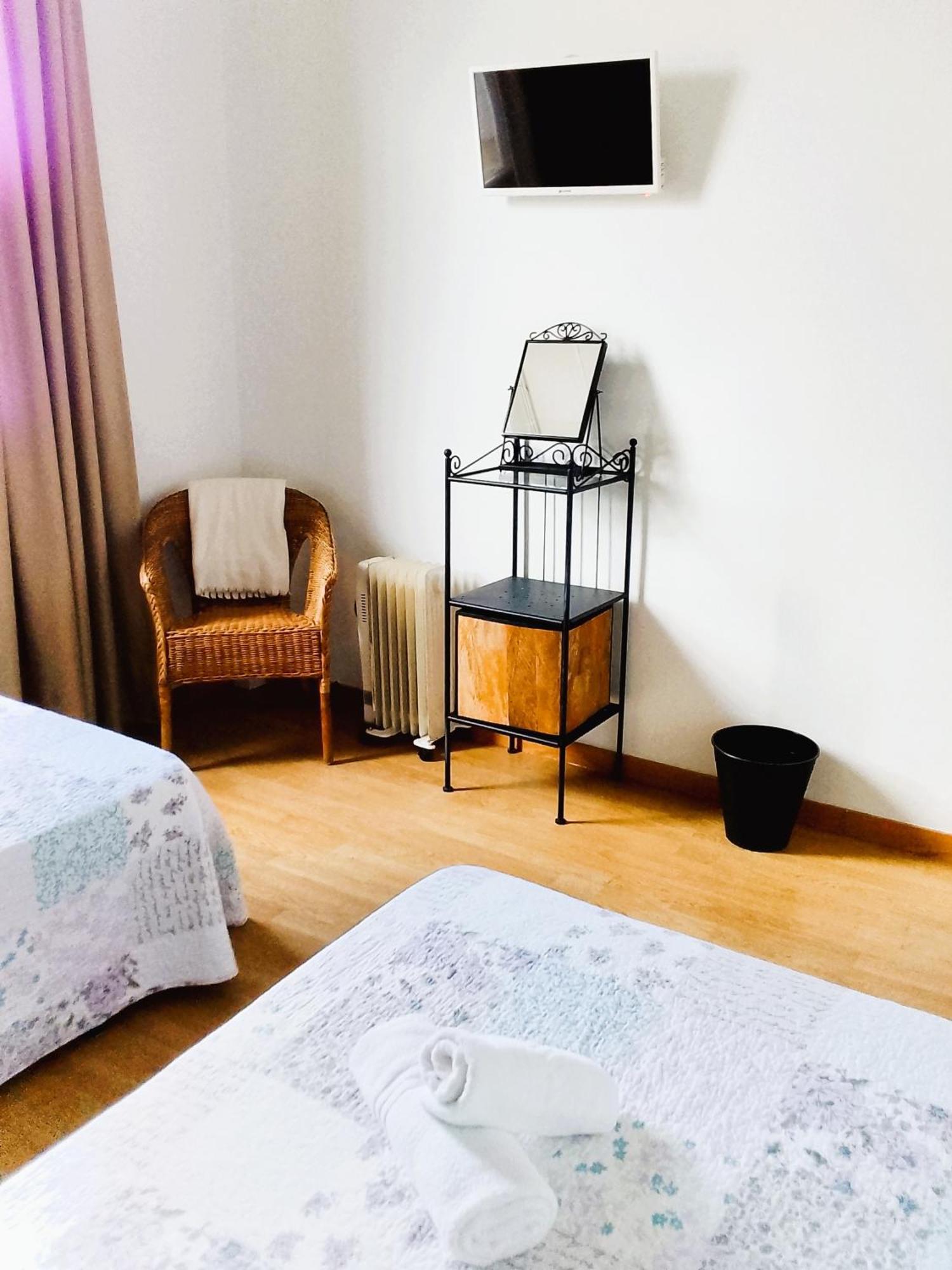 Albergue San Lazaro Sarria Bagian luar foto