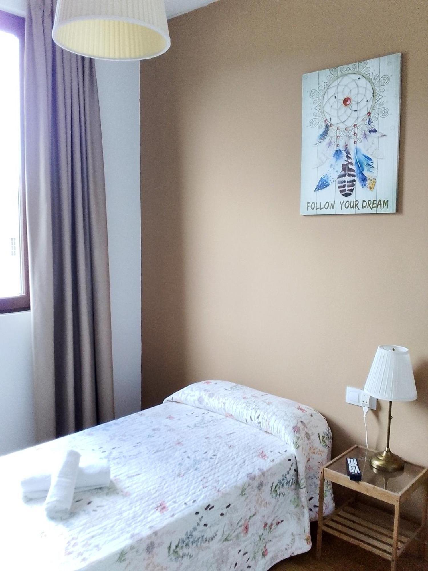 Albergue San Lazaro Sarria Bagian luar foto