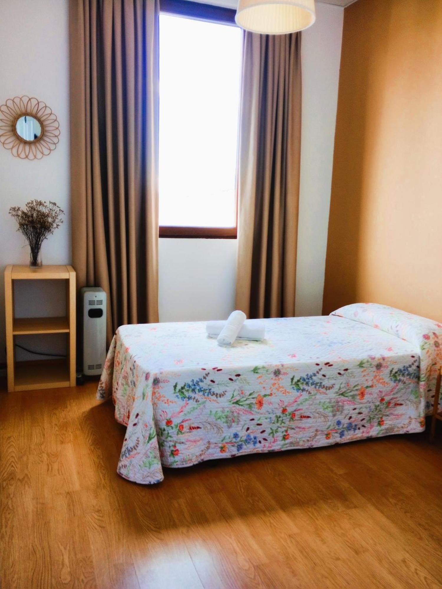 Albergue San Lazaro Sarria Bagian luar foto