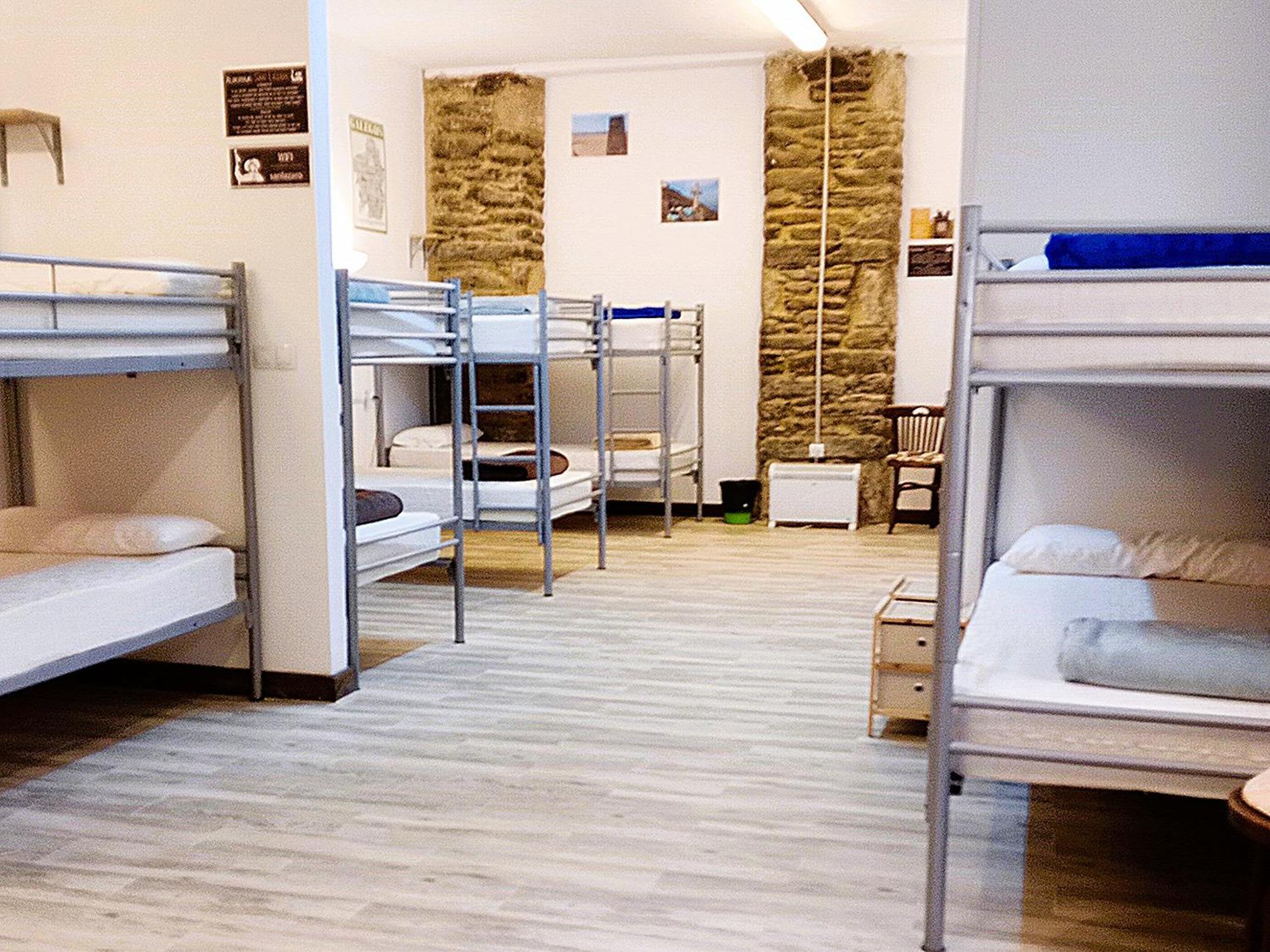 Albergue San Lazaro Sarria Bagian luar foto